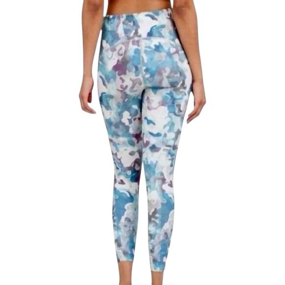 Spanx Leggings Womens Size XS Pastel Camouflage Print Purple Teal Athleisure - Picture 7 of 10